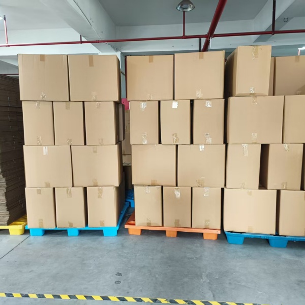 Es ist wieder Versandsaison! Yiwu Kebon Healthcare ist damit beschäftigt, weltweite Erste-Hilfe-Aufträge zu erfüllen